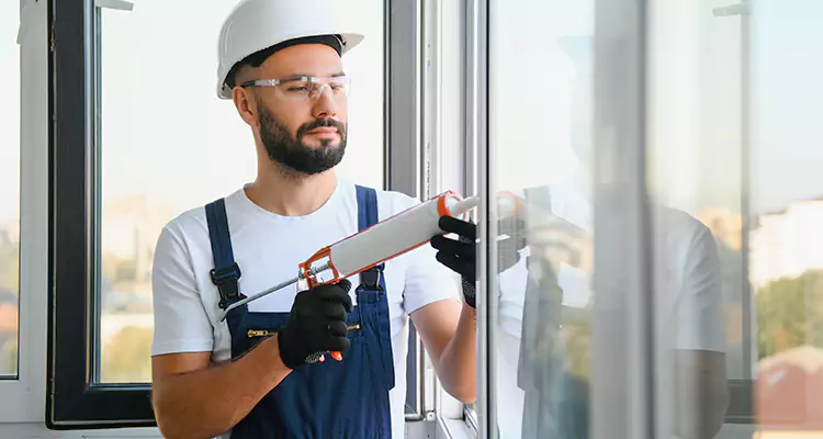 Retractable Screens Repair for Patio in Dania Beach, FL