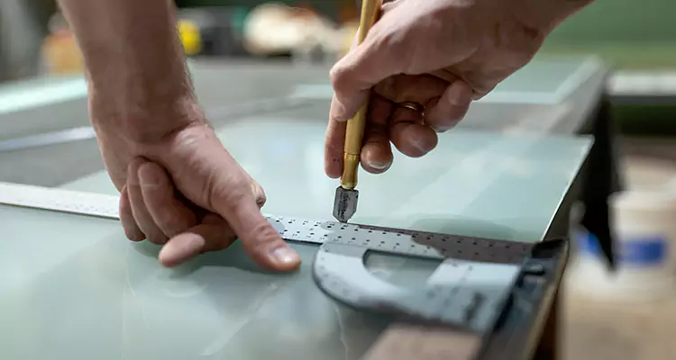 Glass Scratch Repair in Dania Beach, FL