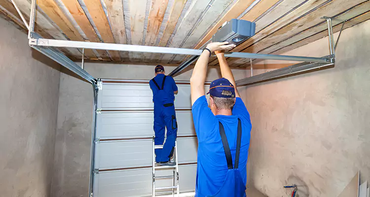 Garage Door Opener Technician in Dania Beach, FL