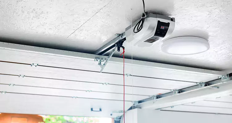 LiftMaster Garage Door Repair in Dania Beach, FL