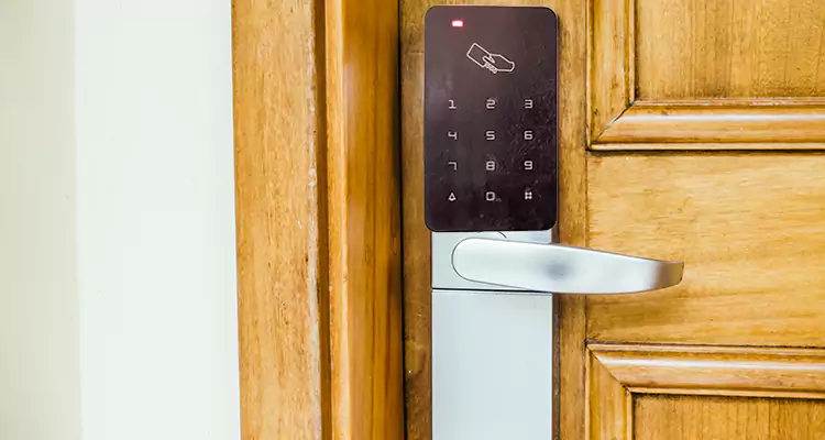 Keyless Hotel Door Locks Repair in Dania Beach, FL