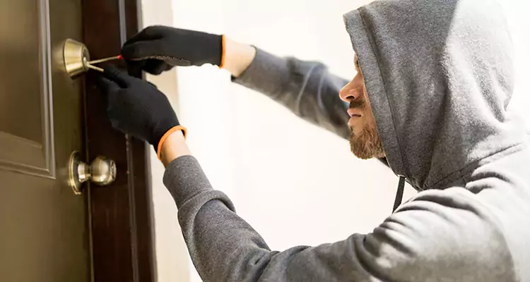 Emergency Motel Lock Repairs—Available 24/7 in Dania Beach, FL