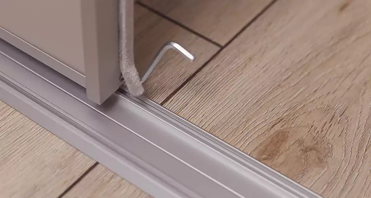 Squeaky Sliding Door Repair in Dania Beach, FL