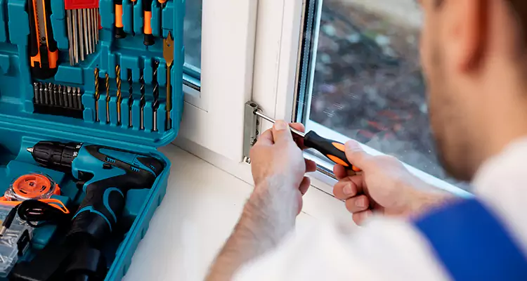 Mirrored Sliding Doors Replacement Expert in Dania Beach, FL